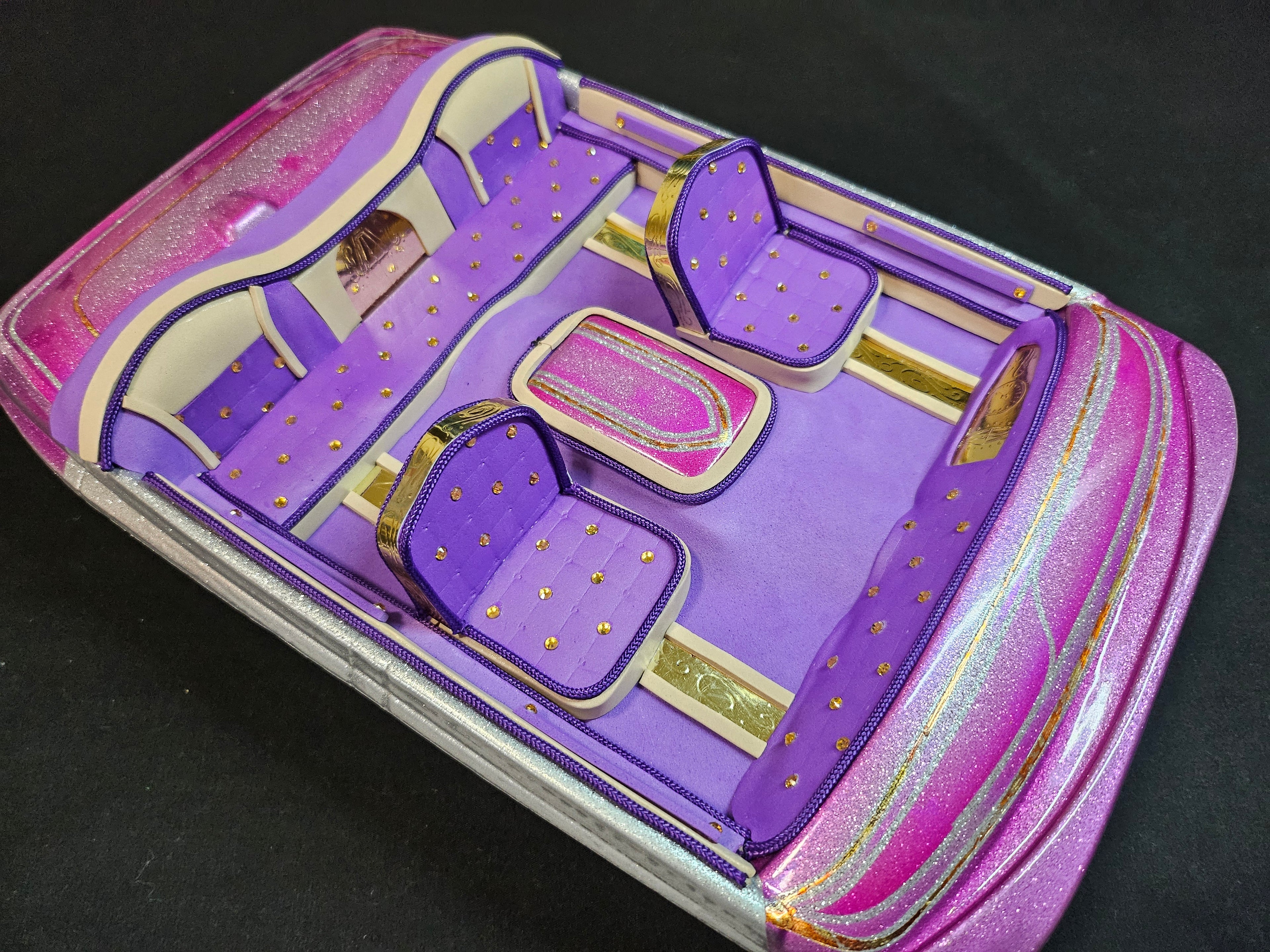 RC/1/10 scale Lincoln interior and headliner